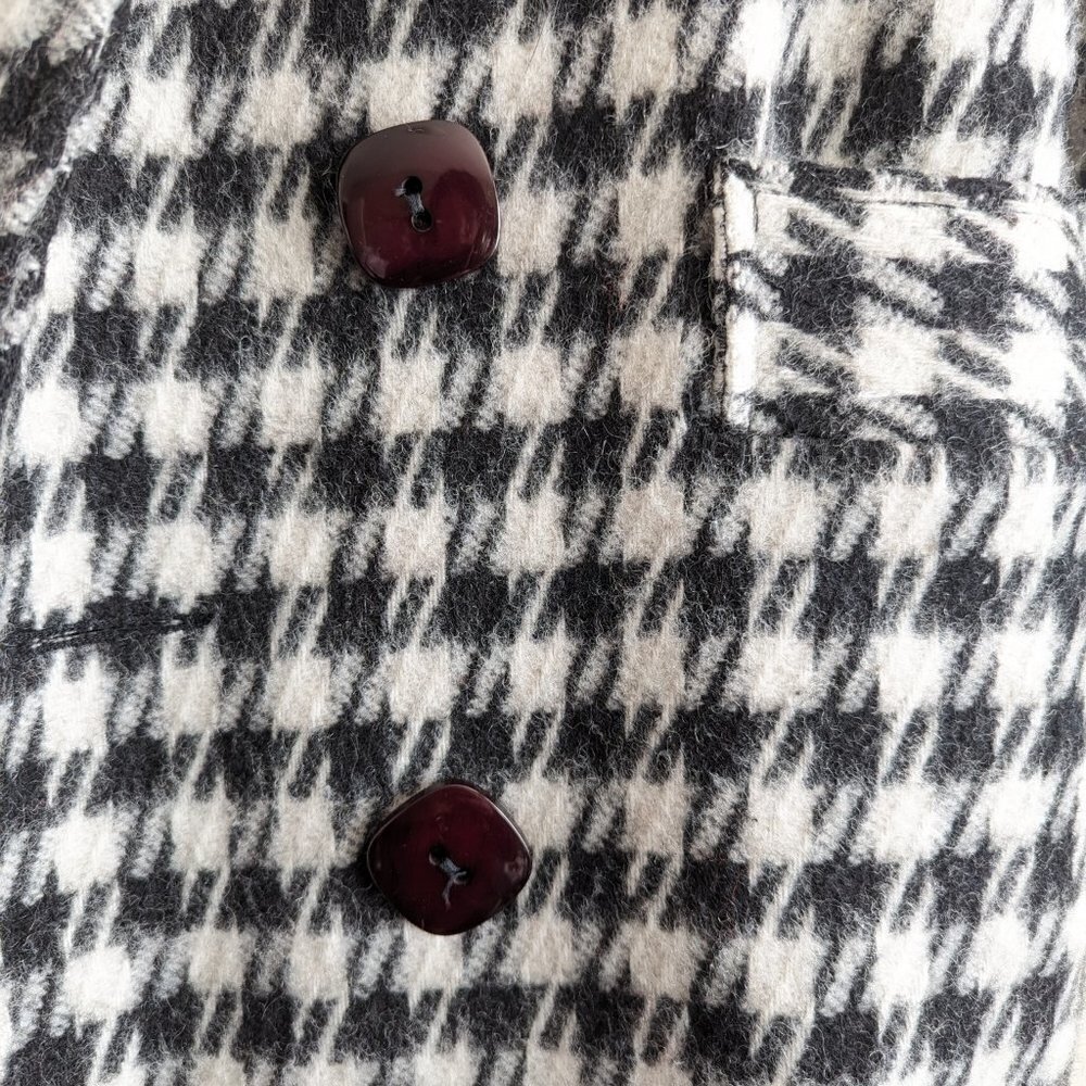 Le Chateau Black and White Houndstooth Coat - Picture 5 of 10